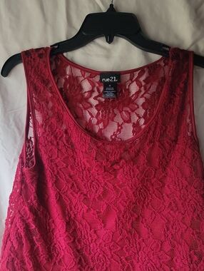 Rue21 Burgundy Floral Lace Tank Top